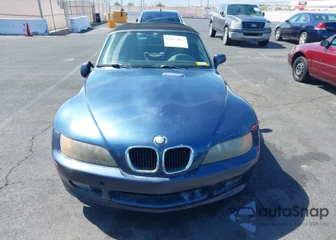 1998 BMW Z3 1.9 z USA, uszkodzony, nr VIN 4USCH733XWLE09566